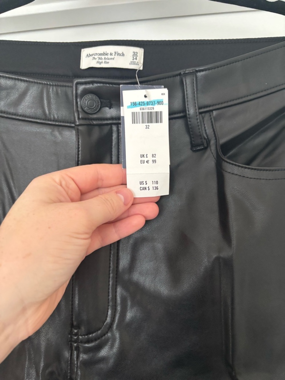 Abercrombie & Fitch Black Vegan Leather Pants High Rise Straight Leg NWT Size 32 - Picture 3 of 8